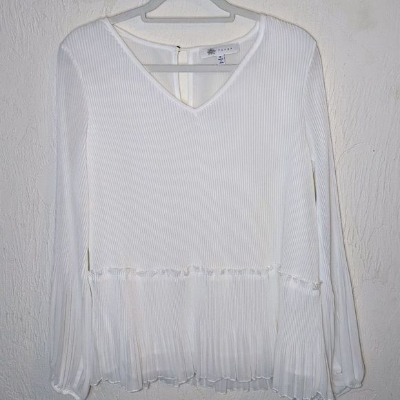 Fever Ribbed Long Sleeve Blouse Size Medium NWT - Picture 2 of 10